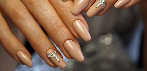 Наращивание ногтей в салоне «Inessa Lash&Nail»