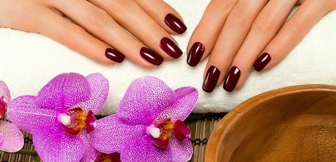 Классический маникюр с покрытием гель-лаком