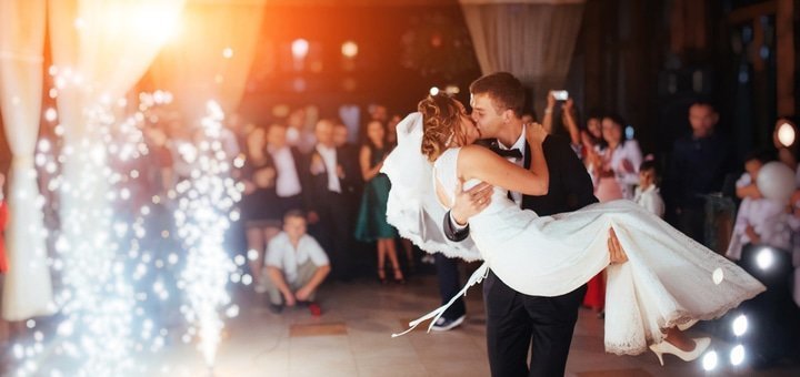 https://cdn1.pokupon.ua/uploaded/new_campaign_pictures/411673/data/main720x340/shutterstock_373734994.jpg?1497615045