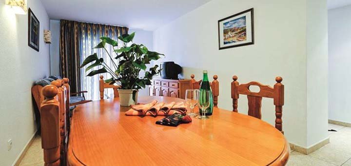 https://cdn1.pokupon.ua/uploaded/new_campaign_pictures/412522/data/main720x340/REU_71908_Pineda_Park_APTS_1113_04.jpg?1498137843