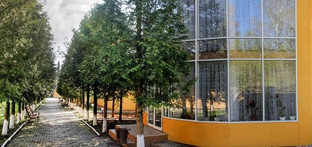 https://cdn1.pokupon.ua/uploaded/new_campaign_pictures/420395/data/main620x292/Sanatoriy-Konvaliya-Truskavets-28398.jpg?1502350076