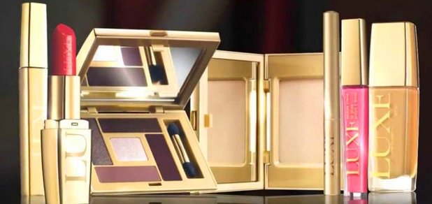 https://cdn1.pokupon.ua/uploaded/new_campaign_pictures/427020/data/main620x292/Avon-Luxe-770x470.jpg?1506349197