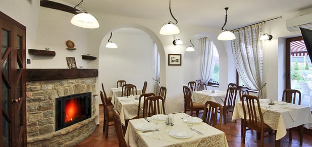 https://cdn1.pokupon.ua/uploaded/new_campaign_pictures/427667/data/main620x292/%D0%A0%D0%B5%D1%81%D1%82%D0%BE%D1%80%D0%B0%D0%BD.JPG?1506588432