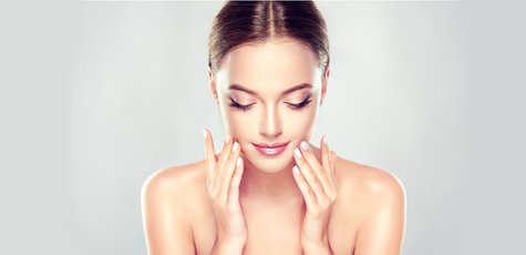 До 3 сеансів УЗ чистки обличчя в «Estetic Derm»