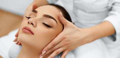 До 7 сеансов массажа лица в салоне красоты «TATI»