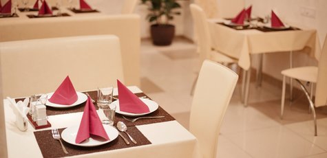 Скидка 50% на все меню кухни в кафе «ROTANA»