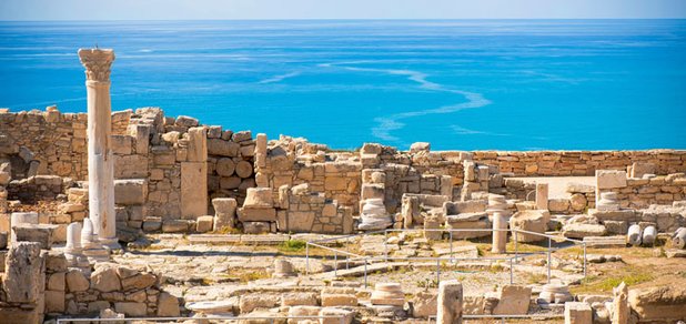 https://cdn1.pokupon.ua/uploaded/new_campaign_pictures/432540/data/main620x292/shutterstock_277950701.jpg?1509351725