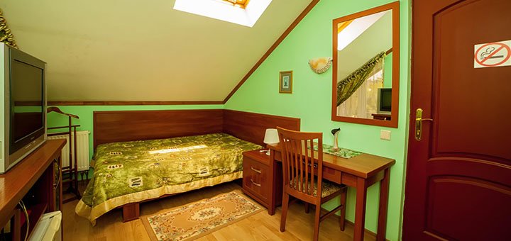 https://cdn1.pokupon.ua/uploaded/new_campaign_pictures/433159/data/main720x340/Connected_Deluxe2.jpg?1509528086