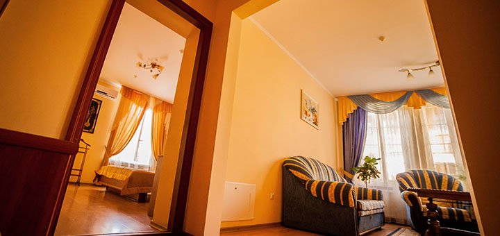 https://cdn1.pokupon.ua/uploaded/new_campaign_pictures/433170/data/main720x340/Junior_Suite4.jpg?1509528094