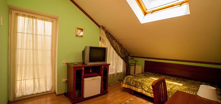 https://cdn1.pokupon.ua/uploaded/new_campaign_pictures/433171/data/main720x340/Single_Deluxe1.jpg?1509528095