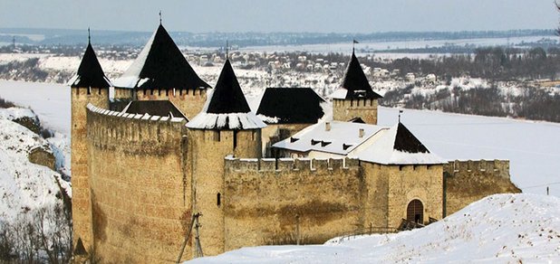 https://cdn1.pokupon.ua/uploaded/new_campaign_pictures/435936/data/main620x292/Hotin-zima.jpg?1510749321