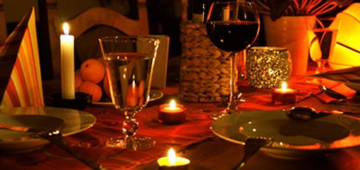 https://cdn1.pokupon.ua/uploaded/new_campaign_pictures/439431/data/main720x340/candlelight-valentines-dinner.jpg?1512373564