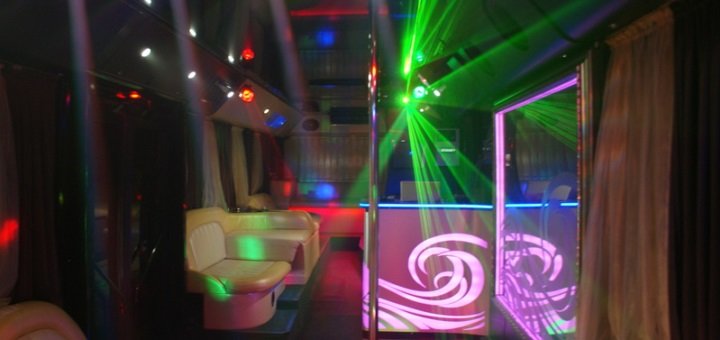 https://cdn1.pokupon.ua/uploaded/new_campaign_pictures/440124/data/main720x340/partybuskiev_41.jpg?1512562666