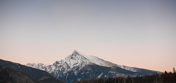 https://cdn1.pokupon.ua/uploaded/new_campaign_pictures/441652/data/main620x292/pexels-photo-196665.jpeg?1513239639