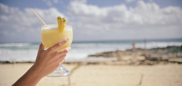 https://cdn1.pokupon.ua/uploaded/new_campaign_pictures/446011/data/main620x292/sea-beach-holiday-vacation.jpg?1516281291