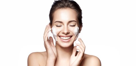 Карбоновый пилинг лица в студии «Beauty Center»