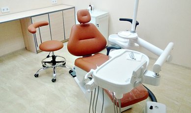 Установка пломб, лечение кариеса в клинике «KievDental»