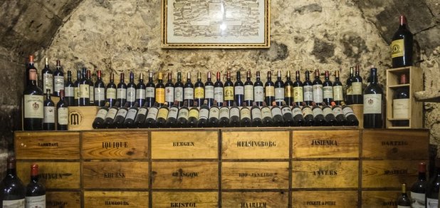 https://cdn1.pokupon.ua/uploaded/new_campaign_pictures/458532/data/main620x292/wine-winery-burgundy-rioja-48848.jpeg?1518934231