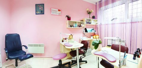 Маникюр, педикюр и покрытие в «Club VV & Орхидея»
