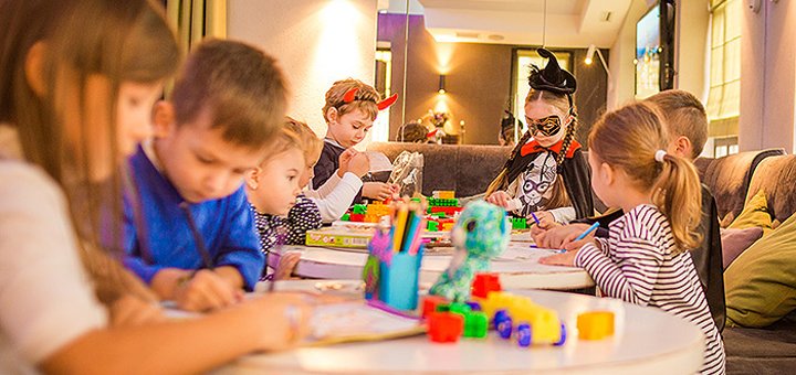 https://cdn1.pokupon.ua/uploaded/new_campaign_pictures/465050/data/main720x340/Prynada-Ukrainian_cafe_children2.jpg?1518971257