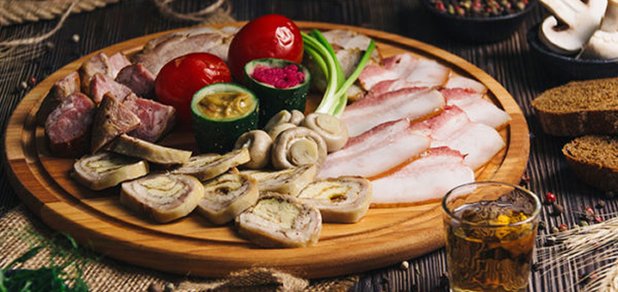 https://cdn1.pokupon.ua/uploaded/new_campaign_pictures/465052/data/main620x292/Prynada-restaurant-menu2-600x400.jpg?1518971261