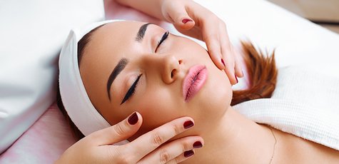 До 8 пилингов лица на выбор в салоне Paul Mitchell