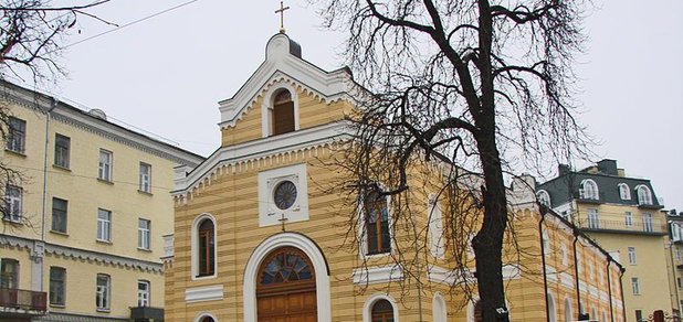 https://cdn1.pokupon.ua/uploaded/new_campaign_pictures/467586/data/main620x292/10141_800x600_800px-DSC05263-Lyuteransyka_22%28kirha%29.jpg?1519227895
