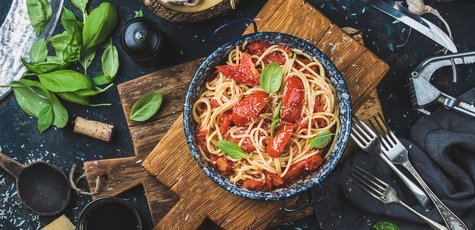 Скидка 50% на меню кухни, коктейльную карту