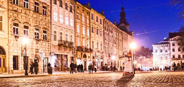 https://cdn1.pokupon.ua/uploaded/new_campaign_pictures/469394/data/main620x292/4-turyi-ekskursii-vo-lvov-zima-2015-novyij-god-i.jpg?1519977140
