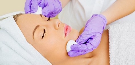 Чистка лица в центре «Skin» 