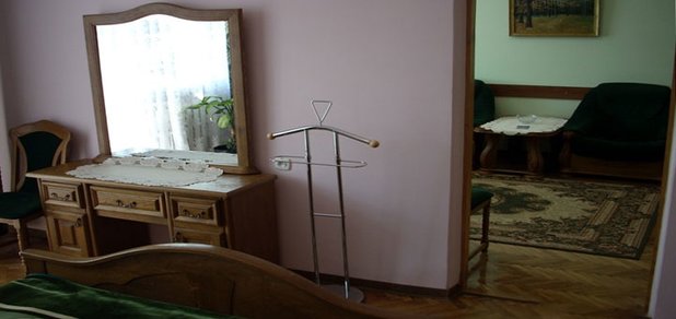 https://cdn1.pokupon.ua/uploaded/new_campaign_pictures/472747/data/main620x292/2-room.jpg?1521537829