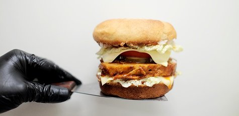 Скидка 50% на бургеры и напитки от «Smartsteaks»