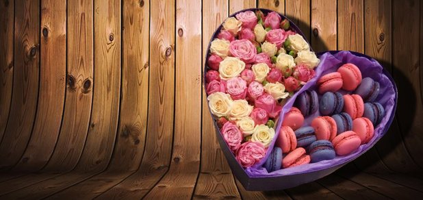 https://cdn1.pokupon.ua/uploaded/new_campaign_pictures/474650/data/main620x292/%D0%BF%D0%BE%D0%BA%D1%83%D0%BF%D0%BE%D0%BD_%D0%BC%D0%B0%D0%BA%D0%B0%D1%80%D0%BE%D0%BD%D1%8B1.jpg?1522258130