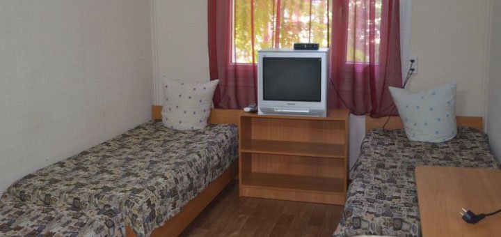 https://cdn1.pokupon.ua/uploaded/new_campaign_pictures/480273/data/main720x340/2_h_mestnyj_poluljuks3.jpg?1524120281