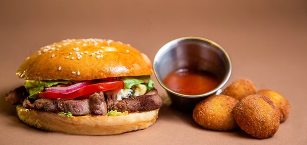 https://cdn1.pokupon.ua/uploaded/new_campaign_pictures/482816/data/main620x292/Pork-grill_%D0%B1%D1%83%D1%80%D0%B3%D0%B5%D1%80.jpg?1525383186