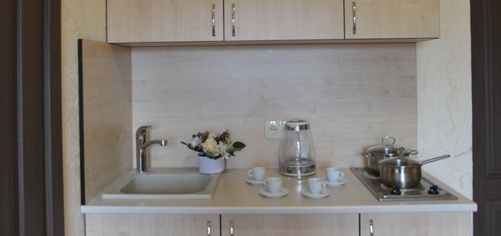 https://cdn1.pokupon.ua/uploaded/new_campaign_pictures/486451/data/main720x340/8-Delux-.jpg?1526884215