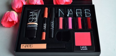 Скидка 59% на набор косметики «NARS»