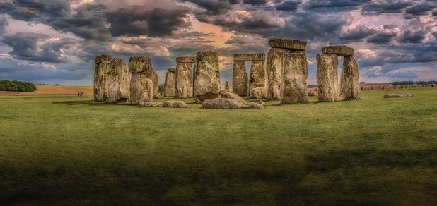 https://cdn1.pokupon.ua/uploaded/new_campaign_pictures/491891/data/main620x292/stonehenge-architecture-history-monolith-161798.jpeg?1529324217