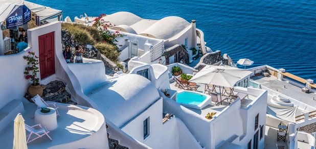 https://cdn1.pokupon.ua/uploaded/new_campaign_pictures/491927/data/main620x292/santorini-oia-greece-travel-163864.jpeg?1529327648