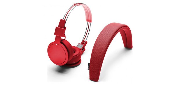 https://cdn1.pokupon.ua/uploaded/new_campaign_pictures/495192/data/main620x292/urbanears_plattan_adv_wireless_tomato_05.jpg?1531129667