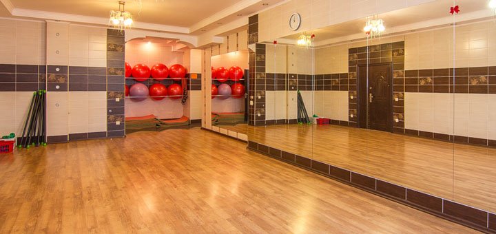 https://cdn1.pokupon.ua/uploaded/new_campaign_pictures/495973/data/main720x340/zal_foto2.jpg?1531380543