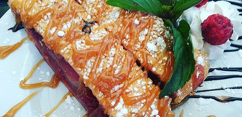 Скидка 30% на все меню кухни и бара в «Америка»