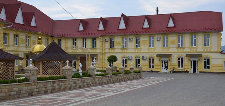 https://cdn1.pokupon.ua/uploaded/new_campaign_pictures/508761/data/main720x340/820180905-12166-12kkav.jpg?1536134282
