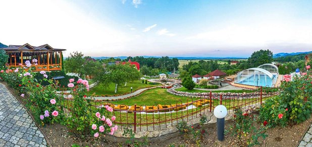 https://cdn1.pokupon.ua/uploaded/new_campaign_pictures/511812/data/main620x292/003_panorama.jpg?1537172174