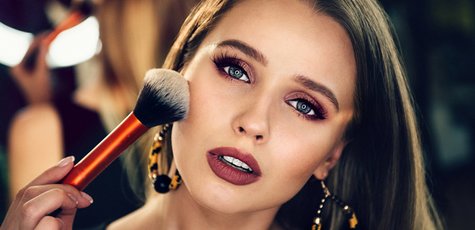 Курс «Визаж для себя» или «Визажист» в «Гармония»