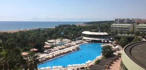 Отдых в отеле Von Resort Golden Coast 5*,за 325€