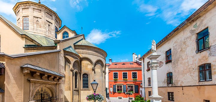 https://cdn1.pokupon.ua/uploaded/new_campaign_pictures/516380/data/main720x340/shutterstock_1058806502.jpg?1538462547