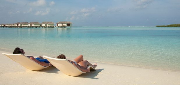 https://cdn1.pokupon.ua/uploaded/new_campaign_pictures/521471/data/main620x292/Ellaidhoo_Maldives_by_Cinnamon_10.jpg?1540297329