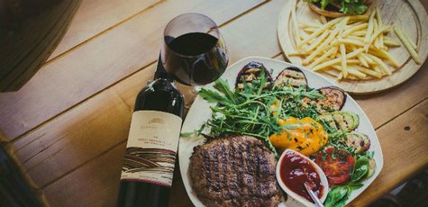 Скидка 50% на все меню кухни в ресторане «Bar B-Q»