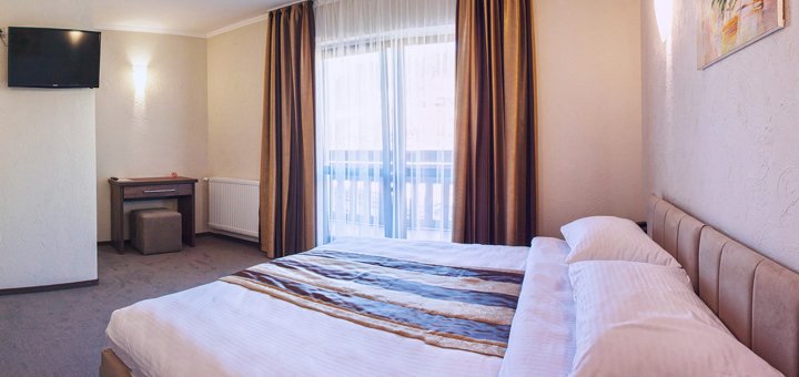 https://cdn1.pokupon.ua/uploaded/new_campaign_pictures/525527/data/main720x340/graal-resort-standart-2.jpg?1541585228
